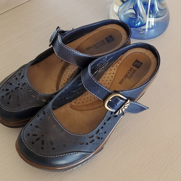 LEATHER WHITE MOUNTAIN CLOGS SZ 5.5 - Picture 10 of 11